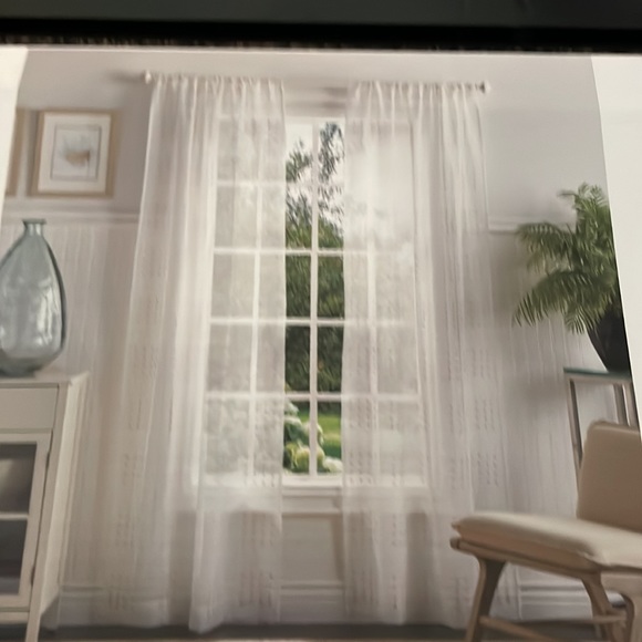 New Clip Sheer Curtain Panels montauk Martha Stewart 37” x 84” pole top pair - Picture 3 of 6